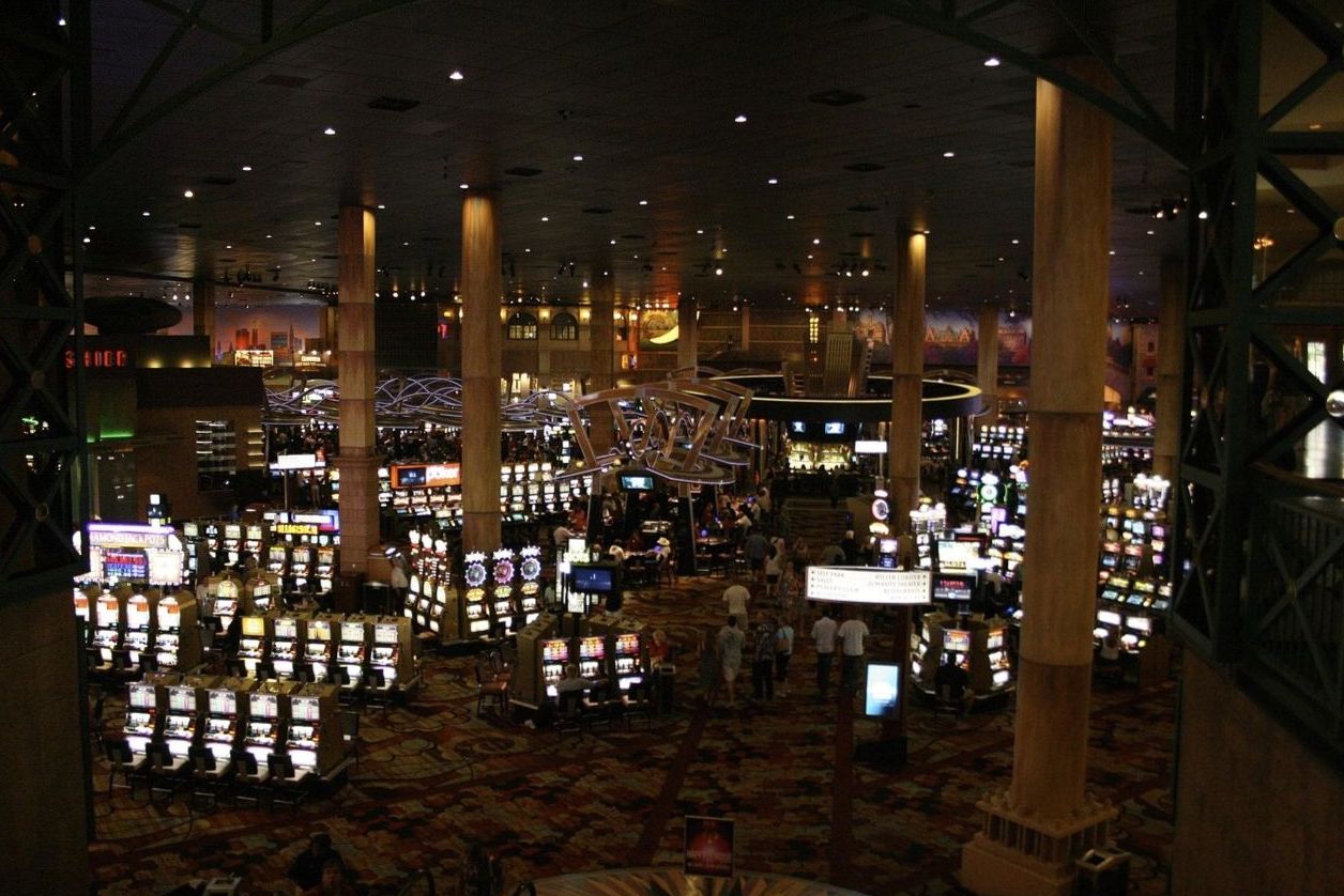 Casino-ilta Adventurevibesilla
