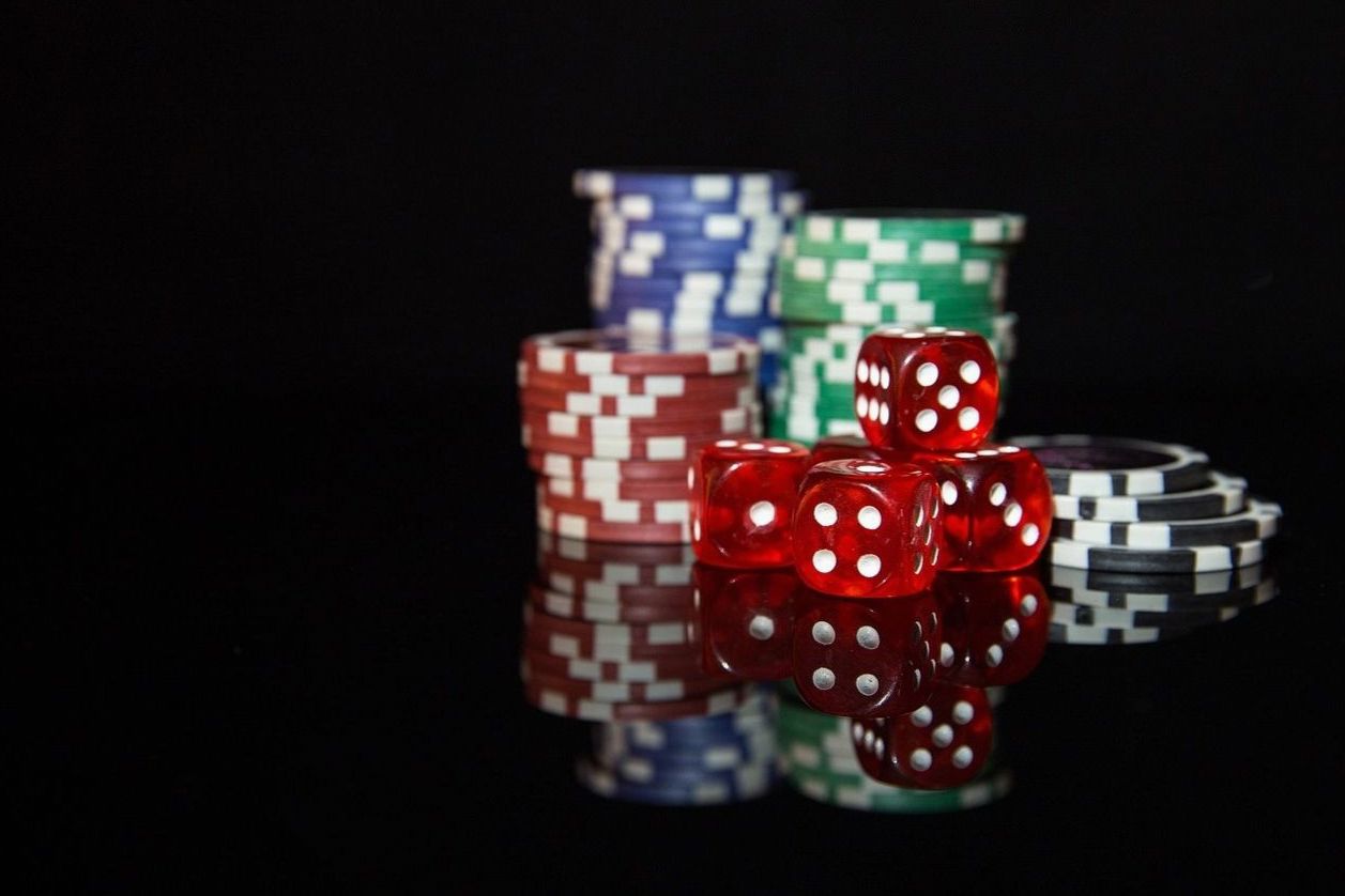 Casino-ilta Adventurevibesilla